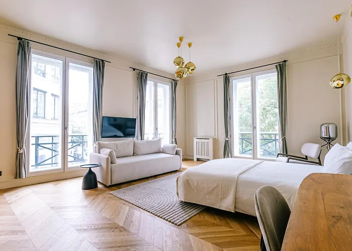 Luxurious Paris Loft Near Opera